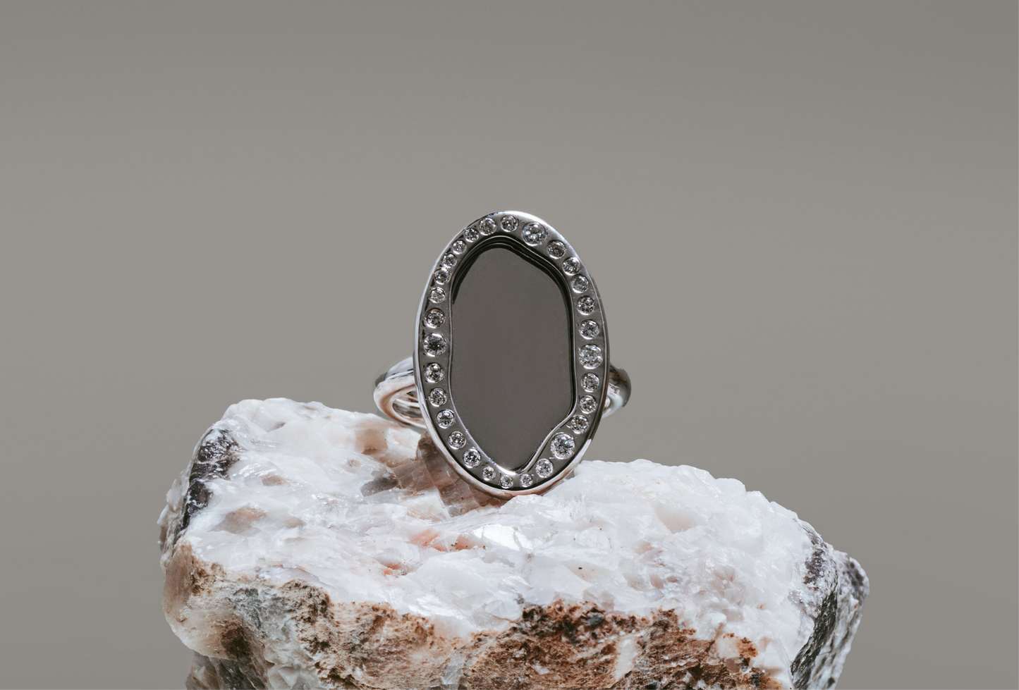 large mirror diamonds ring